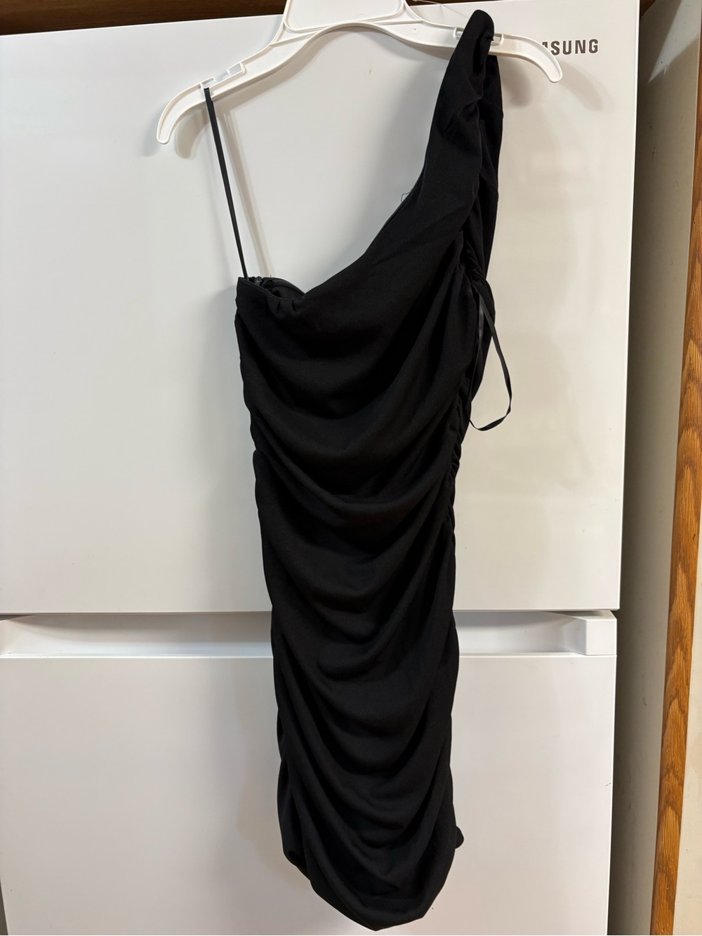 Hello Molly Black One-Shoulder Ruched Mini Dress - Picture 2 of 8